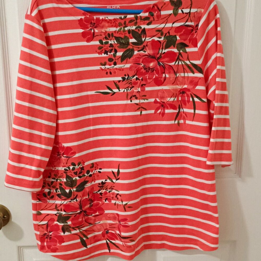 Blair Womens M Top Coral White Striped Floral 3/4 Sleeve Pullover